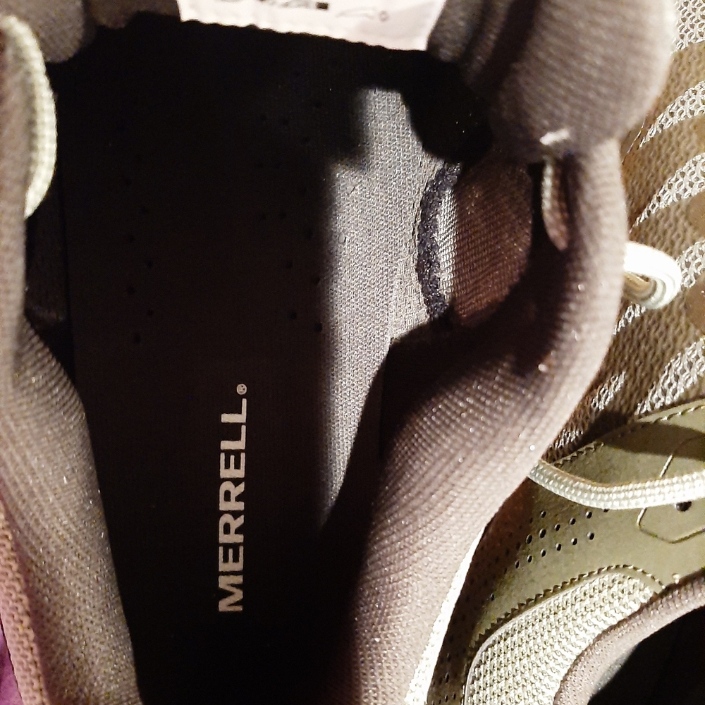 Merrell Shoes - Picture 4 of 4